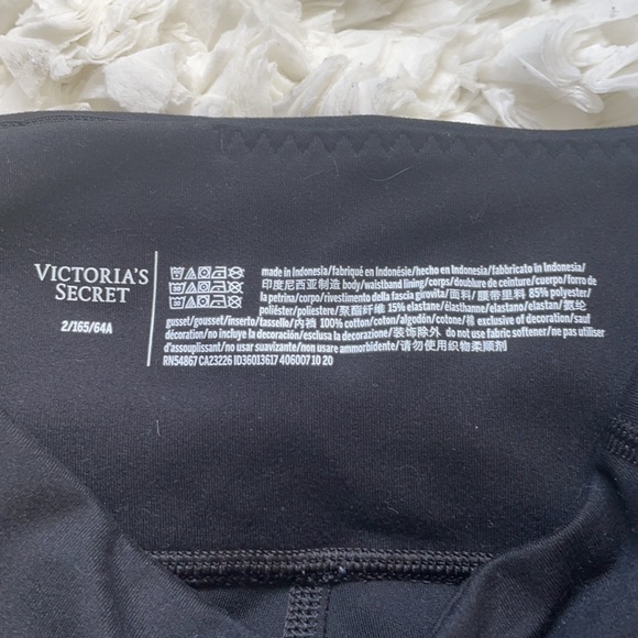 Victoria secret essential legging with pockets - Picture 4 of 5